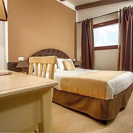 Domus De Vida Hotel *